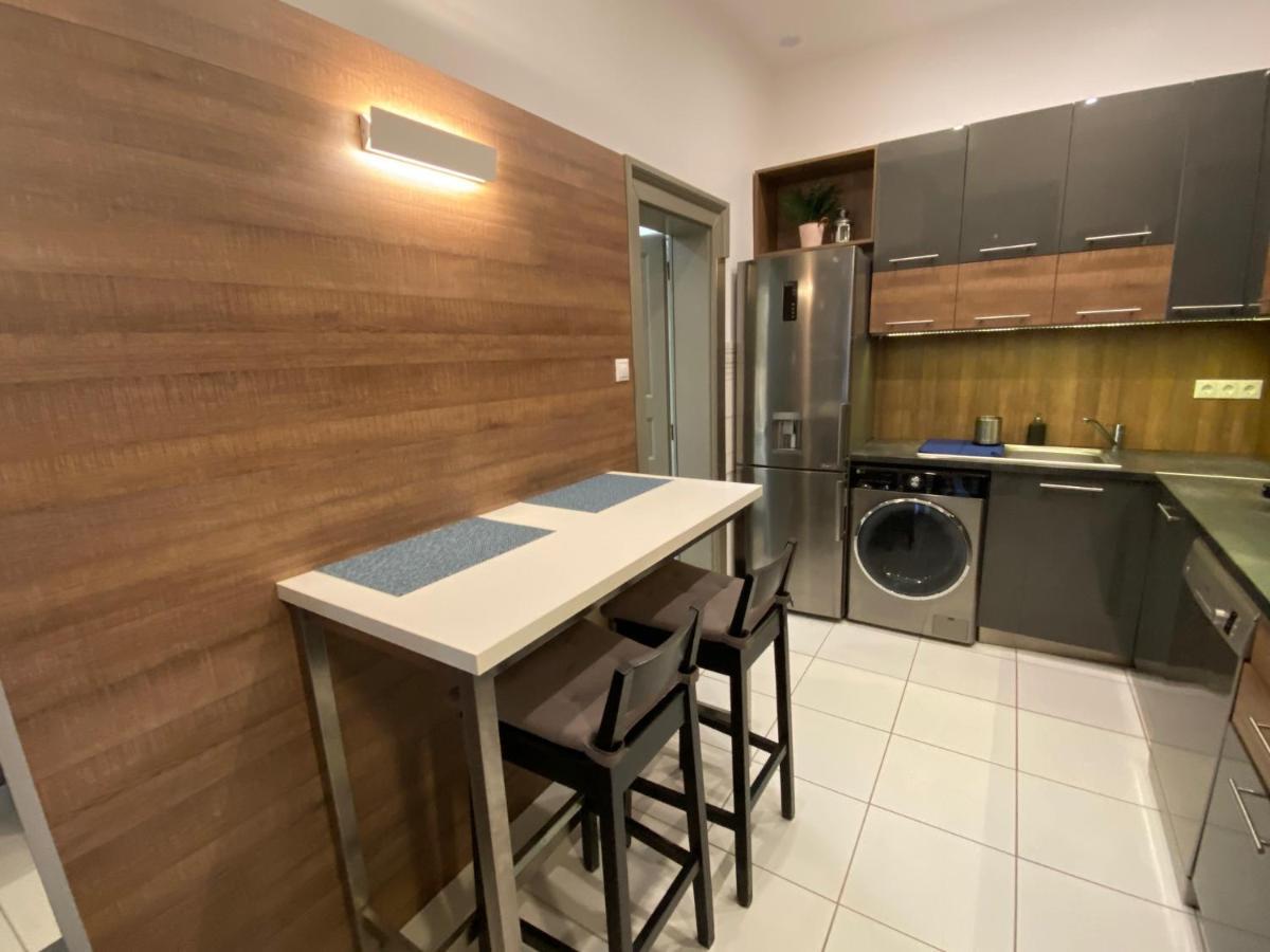 בודפשט Hunyady Gallery Apartment מראה חיצוני תמונה